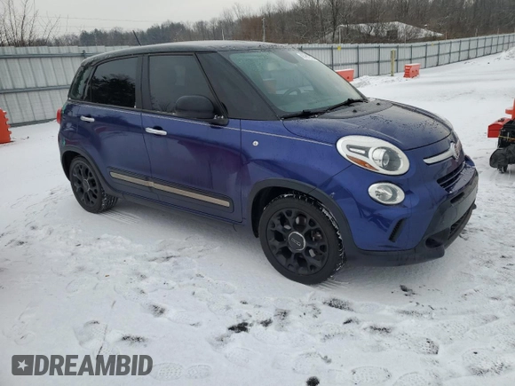 2015 FIAT 500L Urbana Trekking with VIN ZFBCFADH9FZ034057, listed as a Copart auction lot 43781215 with 120,423 mi miles and Salvage Title. Bid and sale history available at DreamBid. Image 4.