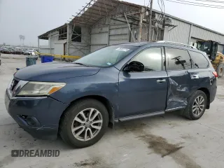 2016 Nissan Pathfinder SV with VIN 5N1AR2MM9GC668032, listed as a Copart auction lot 86822774 with 134,175 mi miles and Clean Title. Bid and sale history available at carsss.com. Image 1.