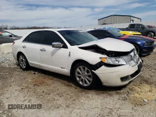 2012 Lincoln MKZ Hybrid with VIN 3LNDL2L30CR828740, listed as a Copart auction lot 42733455 with 205,479 mi miles and Non Repairable. Bid and sale history available at DreamBid. Image 4.