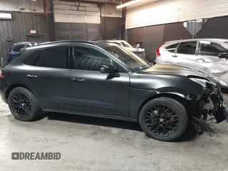 2015 Porsche Macan S with VIN WP1AB2A55FLB62653, listed as a IAAI auction lot 41733814 with 83,931 mi miles and . Bid and sale history available at DreamBid. Image 13.