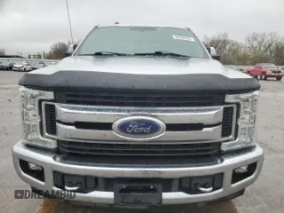 2017 Ford F-250 XL with VIN 1FT7W2AT2HEB73907, listed as a Copart auction lot 50268335 with 206,368 mi miles and Salvage title. Bid and sale history available at DreamBid. Image 5.
