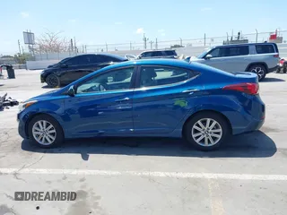 2014 Hyundai Elantra SE z VIN KMHDH4AE1EU176823, wystawiony jako IAAI lot #42236899 z przebiegiem 59 247 mil mil oraz . Historia ofert i sprzedaży dostępna na DreamBid. Obrazek 14.