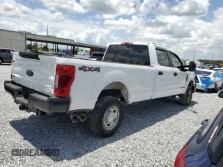 2017 Ford F-250 Lariat with VIN 1FT7W2BT4HEE27096, listed as a Copart auction lot 63132235 with 185,512 mi miles and Clean title. Bid and sale history available at DreamBid. Image 3.