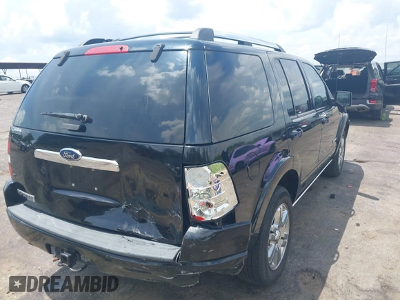 2008 Ford Explorer Limited z VIN 1FMEU65898UB18267, wystawiony jako IAAI lot #42424938 z przebiegiem 149 469 mil mil oraz . Historia ofert i sprzedaży dostępna na DreamBid. Obrazek 6.