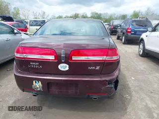 2012 Lincoln MKZ with VIN 3LNHL2GC6CR807953, listed as a IAAI auction lot 42150405 with 61,415 mi miles. Bid and sale history available at carsss.com. Image 16.
