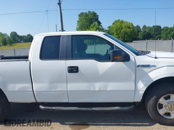 2010 Ford F-150 XL z VIN 1FTFX1EV3AKE81304, wystawiony jako IAAI lot #42423867 z przebiegiem 214 188 mil mil oraz . Historia ofert i sprzedaży dostępna na DreamBid. Obrazek 13.