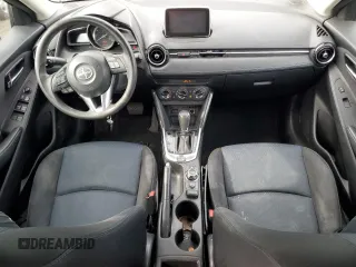 2016 Scion iA z VIN 3MYDLBZV6GY106568, wystawiony jako Copart lot #58303925 z przebiegiem 133 740 mil mil oraz Szkody całkowita. Historia ofert i sprzedaży dostępna na DreamBid. Obrazek 8.