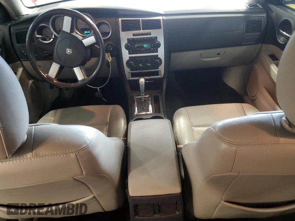 2007 Dodge Charger SXT z VIN 2B3KK43G87H825133, wystawiony jako Copart lot #42803925 z przebiegiem 126 427 mil mil oraz Czysty tytuł • Clean title. Historia ofert i sprzedaży dostępna na DreamBid. Obrazek 8.
