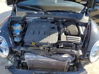 2015 Volkswagen Beetle with VIN 3VW5A7AT4FM813008, listed as a Copart auction lot 87399474 with 111,829 mi miles and Salvage Title. Bid and sale history available at DreamBid. Image 11.