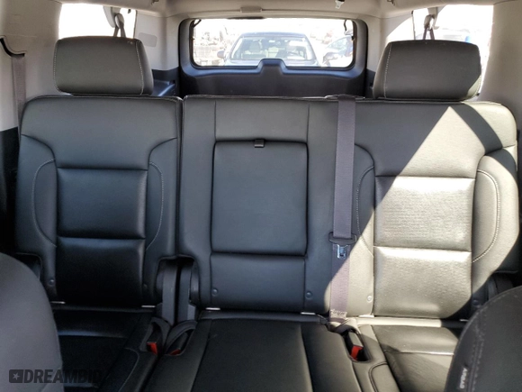 2016 GMC Yukon XL SLT with VIN 1GKS2GKC1GR464489, listed as a Copart auction lot 47466445 with 127,551 mi miles and Salvage Title. Bid and sale history available at carsss.com. Image 10.