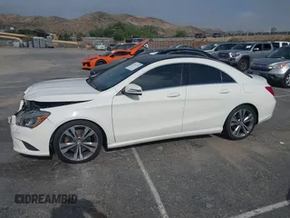 2014 Mercedes-Benz CLA 250 z VIN WDDSJ4EB0EN044118, wystawiony jako IAAI lot #42141130 z przebiegiem 76 122 mil mil oraz . Historia ofert i sprzedaży dostępna na DreamBid. Obrazek 14.