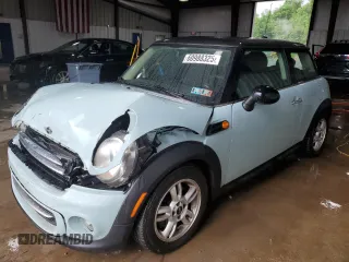 2012 MINI Hardtop with VIN WMWSU3C55CT541969, listed as a Copart auction lot 60988325 with 44,770 mi miles and Salvage title. Bid and sale history available at DreamBid. Image 1.
