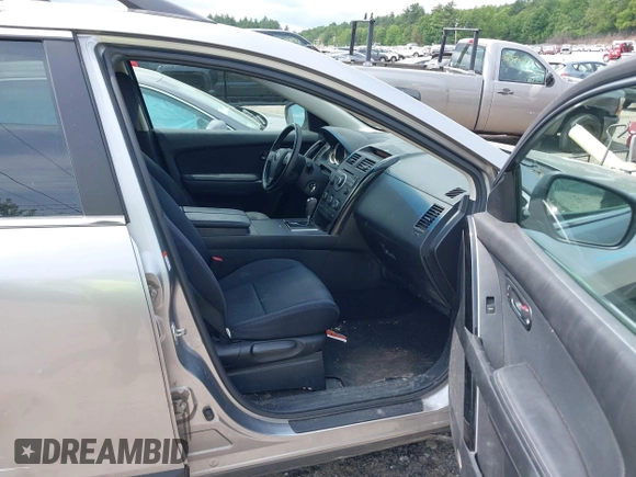 2010 Mazda CX-9 Touring with VIN JM3TB3MV9A0200608, listed as a IAAI auction lot 42369961 with 229,226 mi miles and . Bid and sale history available at DreamBid. Image 5.