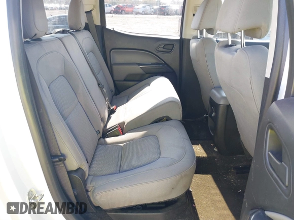 2018 GMC Canyon 2WD with VIN 1GTG5BEN0J1179670, listed as a IAAI auction lot 41329933 with 174,961 mi miles. Bid and sale history available at carsss.com. Image 8.