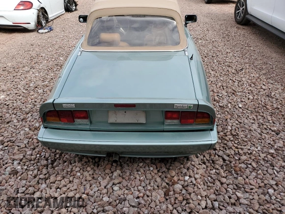 1986 Alfa Romeo Spider Veloce z VIN ZARBA5417G1040320, wystawiony jako Copart lot #48623735 z przebiegiem 134 891 mil mil oraz Tytuł czysty. Historia ofert i sprzedaży dostępna na DreamBid. Obrazek 10.
