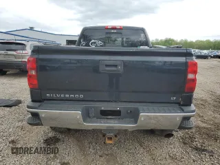 2015 Chevrolet Silverado 3500HD LT z VIN 1GC4KZCG5FF671954, wystawiony jako Copart lot #56741195 z przebiegiem Nie podano mil oraz Szkody całkowita. Historia ofert i sprzedaży dostępna na DreamBid. Obrazek 6.