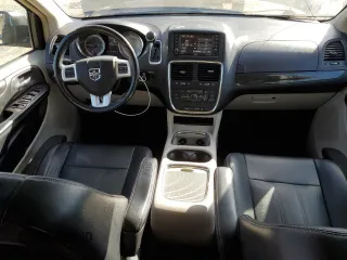 2017 Dodge Grand Caravan Crew Plus with VIN 2C4RDGDGXHR783745, listed as a Copart auction lot 74687684 with 131,657 mi miles and Clean Title. Bid and sale history available at DreamBid. Image 8.