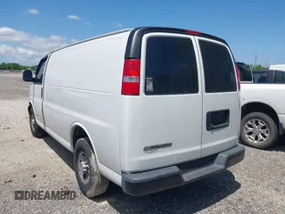 2019 Chevrolet Express Cargo with VIN 1GCWGAFG8K1365250, listed as a IAAI auction lot 42107432 with 192,055 mi miles. Bid and sale history available at carsss.com. Image 16.
