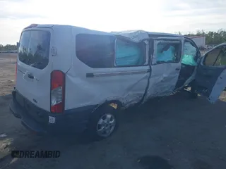 2017 Ford Transit XL z VIN 1FBZX2YMXHKA47269, wystawiony jako IAAI lot #41224834 z przebiegiem 76 419 mil mil oraz . Historia ofert i sprzedaży dostępna na DreamBid. Obrazek 4.