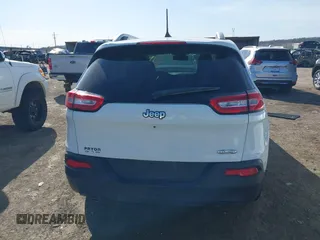 2018 Jeep Cherokee Latitude Tech Connect z VIN 1C4PJLCB3JD566741, wystawiony jako IAAI lot #41855103 z przebiegiem 97 829 mil mil oraz . Historia ofert i sprzedaży dostępna na DreamBid. Obrazek 16.