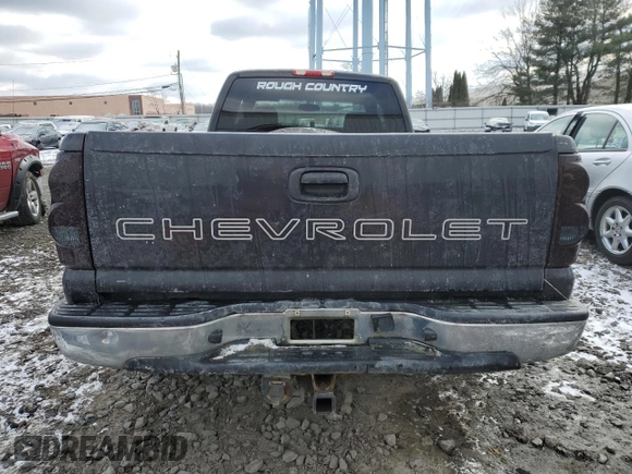 2005 Chevrolet Silverado 1500 with VIN 1GCEK19V75E230214, listed as a Copart auction lot 88054405 with 0 mi miles and Salvage Title. Bid and sale history available at carsss.com. Image 6.