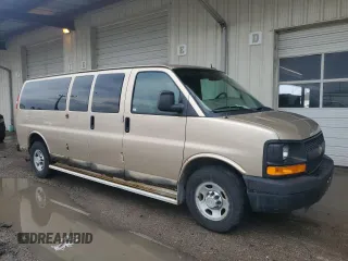 2012 Chevrolet Express Passenger 1LS z VIN 1GAZGZFA1C1125149, wystawiony jako Copart lot #51535005 z przebiegiem 199 166 mil mil oraz Czysty tytuł • Clean title. Historia ofert i sprzedaży dostępna na DreamBid. Obrazek 4.