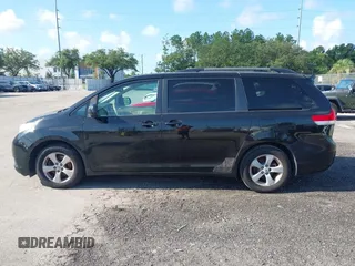 2011 Toyota Sienna LE AAS with VIN 5TDKK3DC4BS028084, listed as a IAAI auction lot 42591408 with 320,782 mi miles and . Bid and sale history available at DreamBid. Image 14.