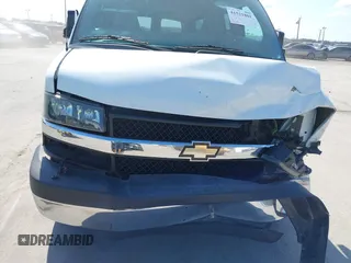 2013 Chevrolet Express Passenger LT с VIN 1GAZG1FG1D1192177, выставлен на аукционе IAAI как лот 41521801 с пробегом 100 323 миль миль и . История ставок и продаж доступна на DreamBid. Изображение 6.