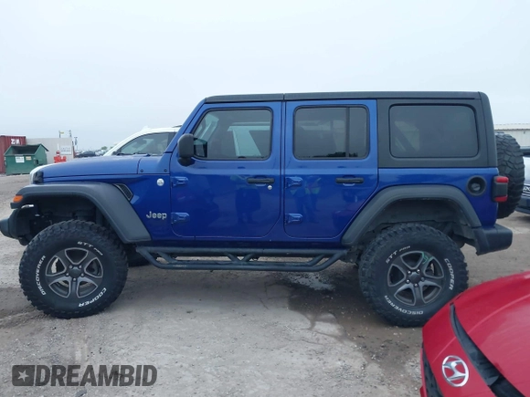 2019 Jeep Wrangler Unlimited Sport Altitude with VIN 1C4HJXDG6KW578572, listed as a IAAI auction lot 41921919 with 30,247 mi miles and . Bid and sale history available at DreamBid. Image 15.