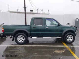 2002 Toyota Tacoma PreRunner with VIN 5TEGN92N32Z098053, listed as a IAAI auction lot 41573670 with 214,168 mi miles. Bid and sale history available at carsss.com. Image 13.