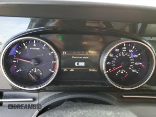 2022 Kia Carnival EX with VIN KNDNC5H38N6147034, listed as a Copart auction lot 86811174 with 22,580 mi miles and Salvage Title. Bid and sale history available at carsss.com. Image 9.
