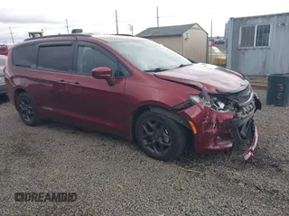 2020 Chrysler Pacifica Touring with VIN 2C4RC1FG6LR142887, listed as a IAAI auction lot 42260931 with 50,008 mi miles and . Bid and sale history available at DreamBid. Image 1.