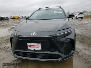 2024 Toyota bZ4X XLE with VIN JTMAAAAA8RA046343, listed as a Copart auction lot 42590125 with 2,009 mi miles and Salvage Title. Bid and sale history available at carsss.com. Image 10.
