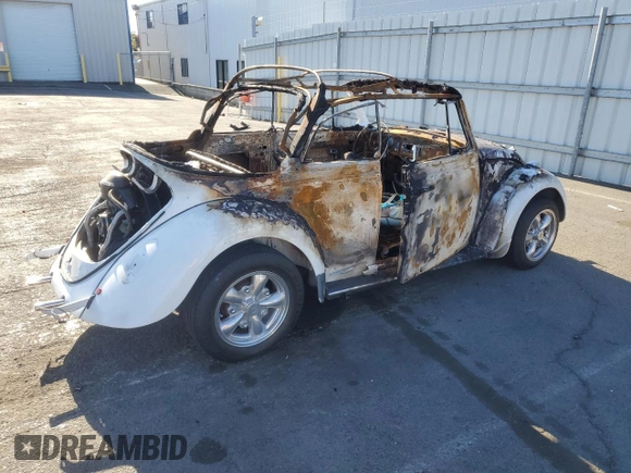 1967 Volkswagen Beetle with VIN 157657133, listed as a Copart auction lot 79424624 with Not Provided miles and Non Repairable. Bid and sale history available at DreamBid. Image 3.
