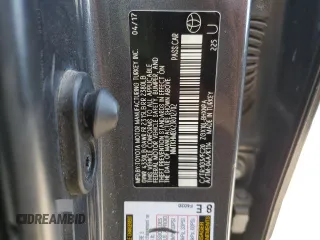 2018 Toyota C-HR XLE z VIN NMTKHMBX2JR012702, wystawiony jako Copart lot #55675245 z przebiegiem 114 391 mil mil oraz Szkody całkowita. Historia ofert i sprzedaży dostępna na DreamBid. Obrazek 13.