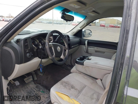 2010 Chevrolet Silverado 1500 LT with VIN 3GCRCSE0XAG228684, listed as a IAAI auction lot 40975818 with 264,129 mi miles and . Bid and sale history available at DreamBid. Image 5.