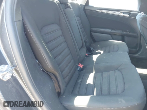2018 Ford Fusion SE z VIN 3FA6P0H71JR155221, wystawiony jako IAAI lot #42145081 z przebiegiem 189 367 mil mil oraz . Historia ofert i sprzedaży dostępna na DreamBid. Obrazek 8.