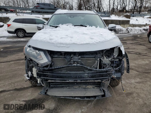2019 Nissan Rogue SV with VIN KNMAT2MT4KP547147, listed as a Copart auction lot 45005765 with 187,364 mi miles and Salvage Title. Bid and sale history available at DreamBid. Image 5.