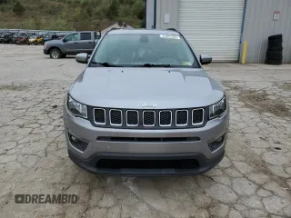 2018 Jeep Compass Latitude z VIN 3C4NJDBB9JT162173, wystawiony jako Copart lot #52852985 z przebiegiem 115 497 mil mil oraz Szkody całkowita. Historia ofert i sprzedaży dostępna na DreamBid. Obrazek 5.