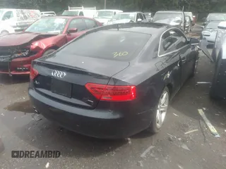 2013 Audi A5 Prestige z VIN WAUVFAFR6DA026826, wystawiony jako IAAI lot #37101768 z przebiegiem Nie podano mil oraz . Historia ofert i sprzedaży dostępna na DreamBid. Obrazek 4.