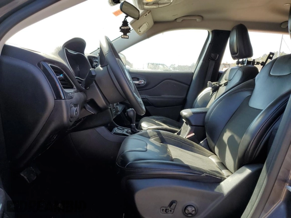 2020 Jeep Cherokee Latitude Plus с VIN 1C4PJLLB6LD545739, выставлен на аукционе Copart как лот 48554055 с пробегом 68 857 миль миль и Списание • Salvage title. История ставок и продаж доступна на DreamBid. Изображение 7.