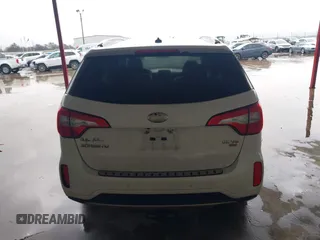 2014 Kia Sorento SX Limited with VIN 5XYKWDA70EG547281, listed as a IAAI auction lot 41555075 with 156,296 mi miles. Bid and sale history available at carsss.com. Image 17.