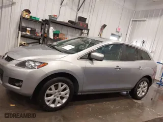 2007 Mazda CX-7 Sport with VIN JM3ER293670158686, listed as a IAAI auction lot 41920114 with 179,012 mi miles. Bid and sale history available at carsss.com. Image 14.