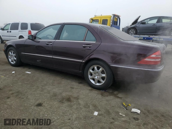 2001 Mercedes-Benz S-Class with VIN WDBNG70J81A138687, listed as a Copart auction lot 42194795 with 137,677 mi miles and Salvage Title. Bid and sale history available at carsss.com. Image 2.