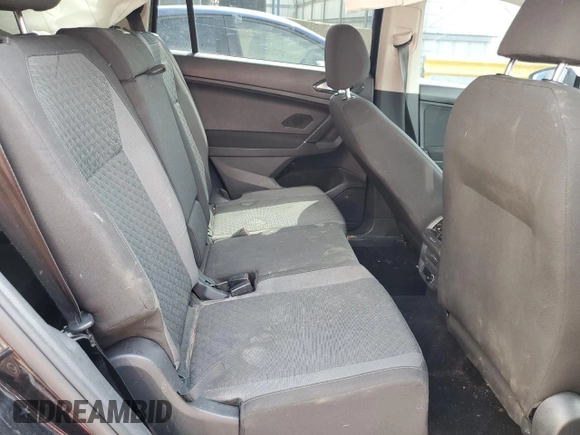 2018 Volkswagen Tiguan S с VIN 3VV0B7AX2JM105105, выставлен на аукционе Copart как лот 55282085 с пробегом 153 133 миль миль и На запчасти • Non repairable. История ставок и продаж доступна на DreamBid. Изображение 11.