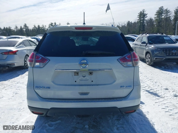 2015 Nissan Rogue SL with VIN 5N1AT2MV0FC791503, listed as a IAAI auction lot 41622888 with 110,792 mi miles. Bid and sale history available at carsss.com. Image 17.