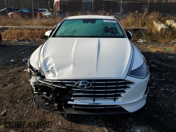 2022 Hyundai Sonata Hybrid Blue with VIN KMHL24JJ6NA038075, listed as a Copart auction lot 86446664 with 18,836 mi miles and Salvage Title. Bid and sale history available at carsss.com. Image 5.