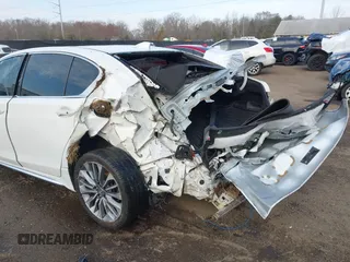 2018 Acura RLX Technology z VIN JH4KC1F53JC000128, wystawiony jako IAAI lot #41797646 z przebiegiem 17 487 mil mil oraz . Historia ofert i sprzedaży dostępna na DreamBid. Obrazek 6.