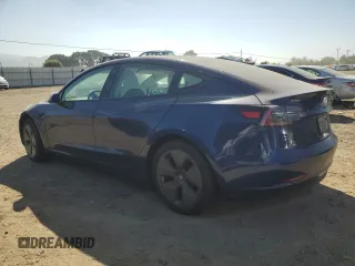 2023 Tesla Model 3 z VIN 5YJ3E1EA5PF547556, wystawiony jako Copart lot #52799655 z przebiegiem 5 242 mil mil oraz Szkoda całkowita • Salvage title. Historia ofert i sprzedaży dostępna na DreamBid. Obrazek 2.