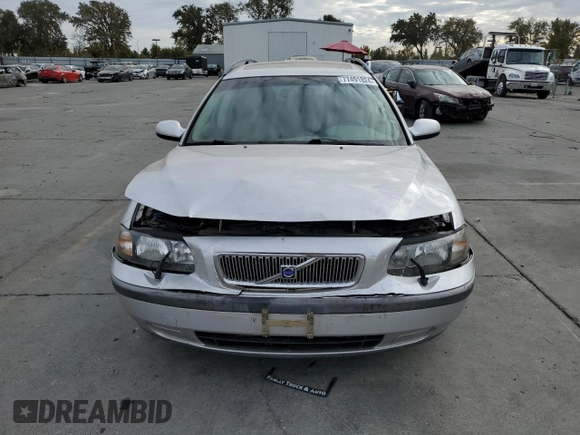 2002 Volvo V70 with VIN YV1SW58D121195061, listed as a Copart auction lot 77491824 with 141,689 mi miles and Salvage Title. Bid and sale history available at DreamBid. Image 5.
